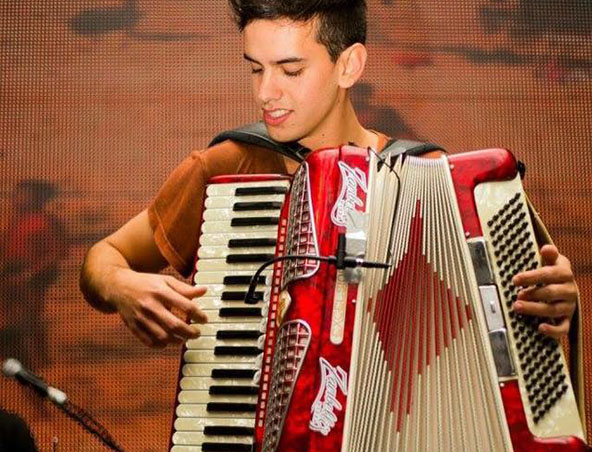 Perth Piano Accordion Player - Wedding Music Hire - Bands